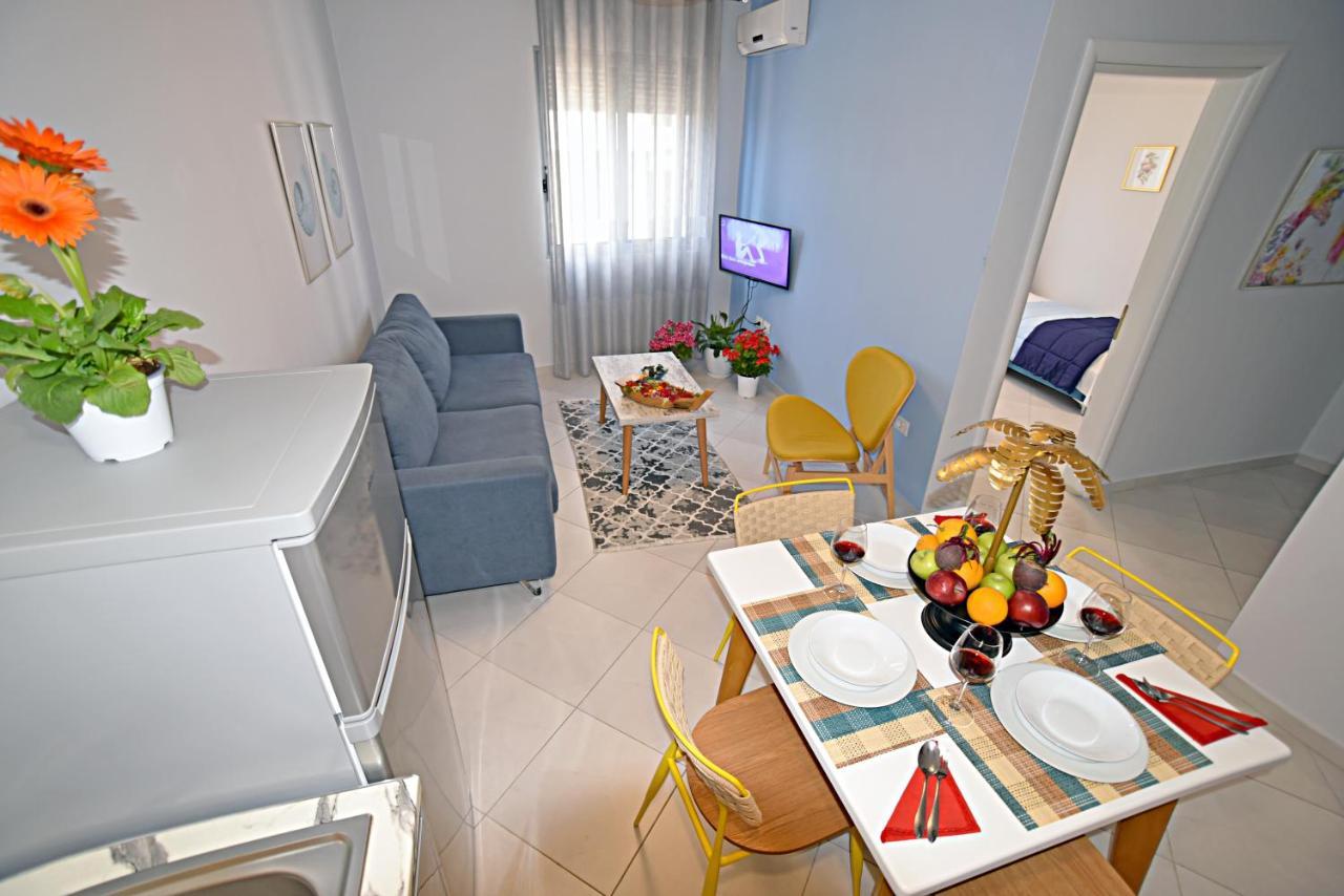 Sunrise Suites Vlorë Extérieur photo